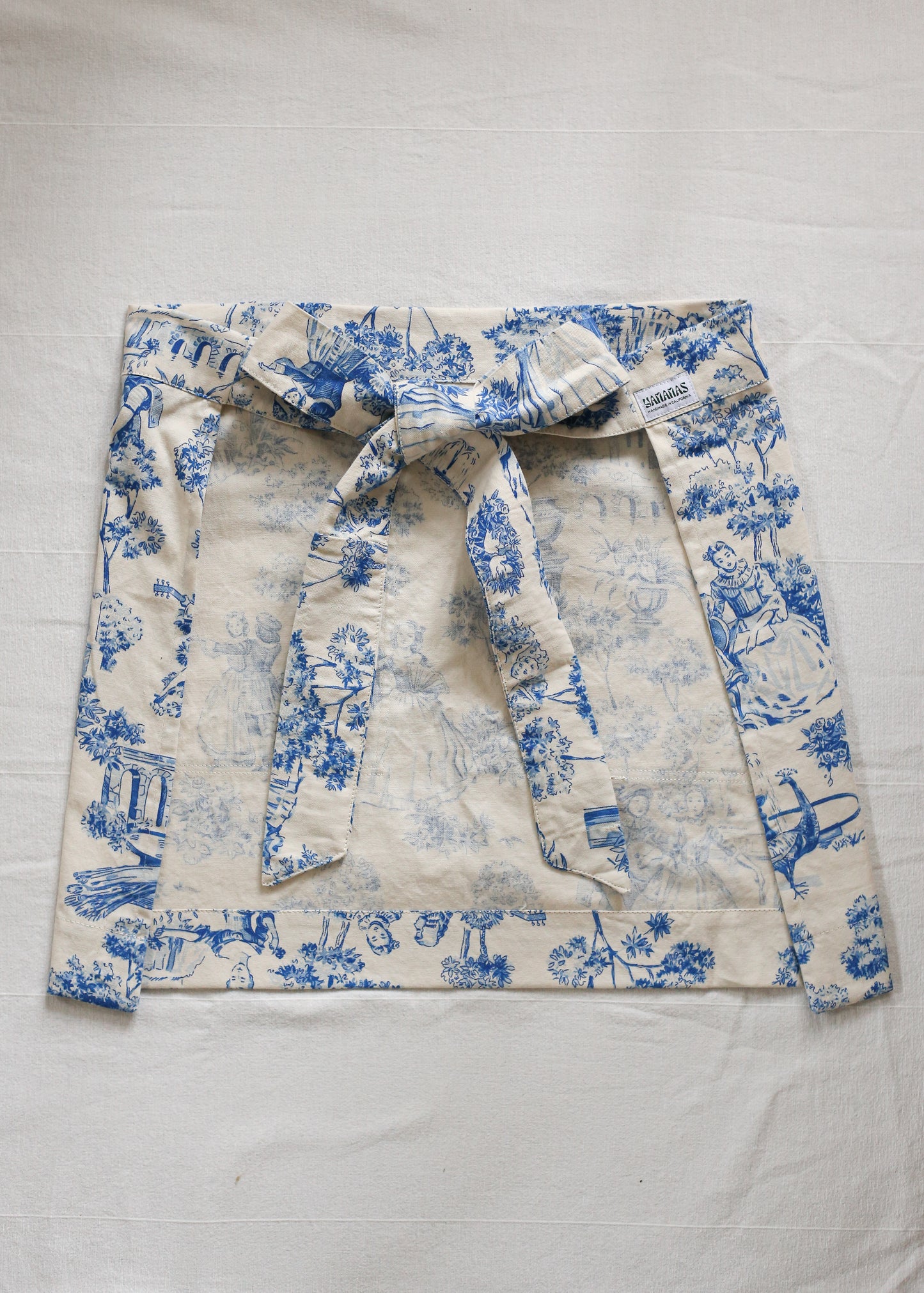 Hostess Half Apron - Vintage Toile