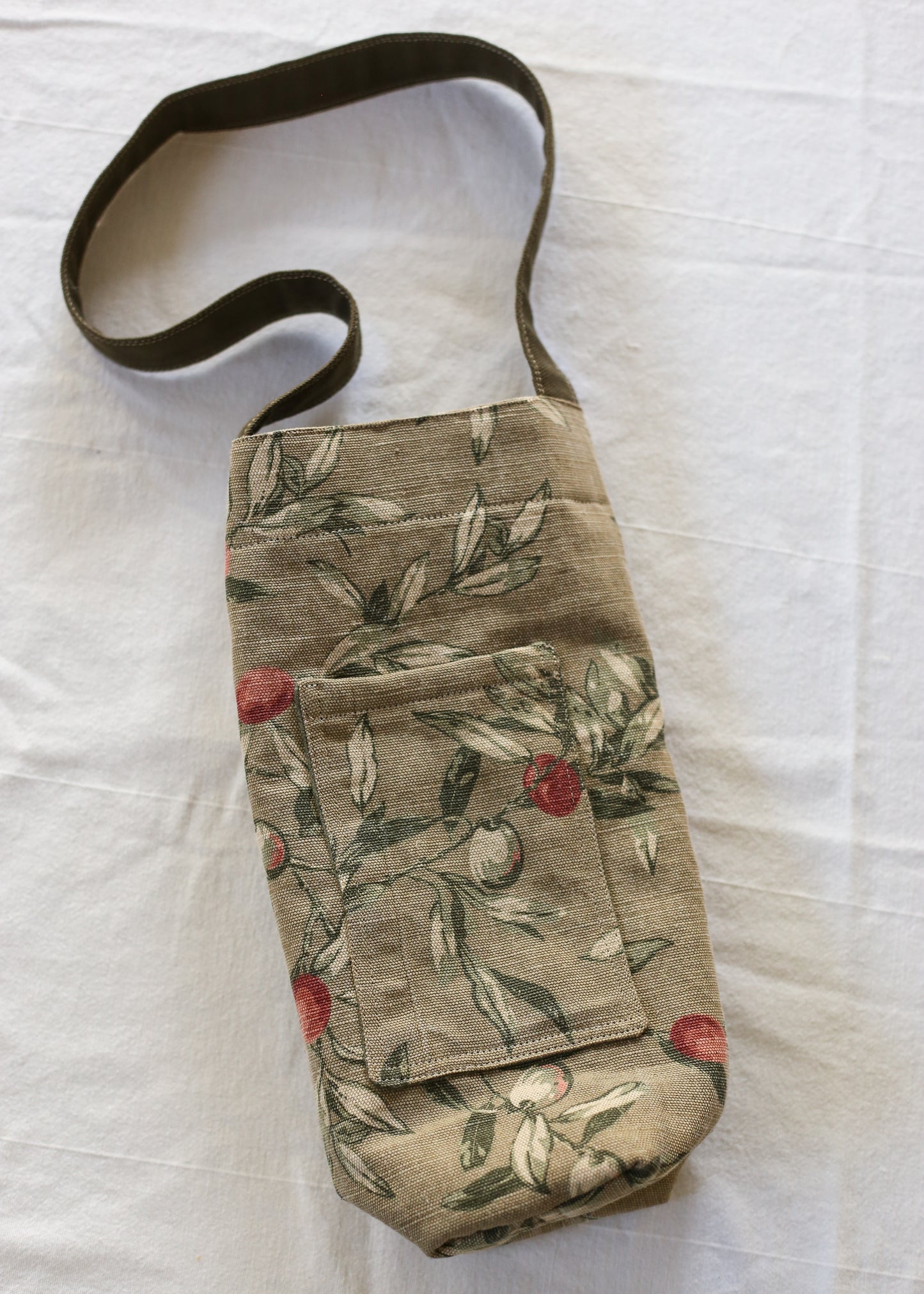 Olive Wine Tote